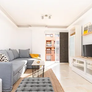 Coqueto Con Terraza Junto A Apartamento Candelaria